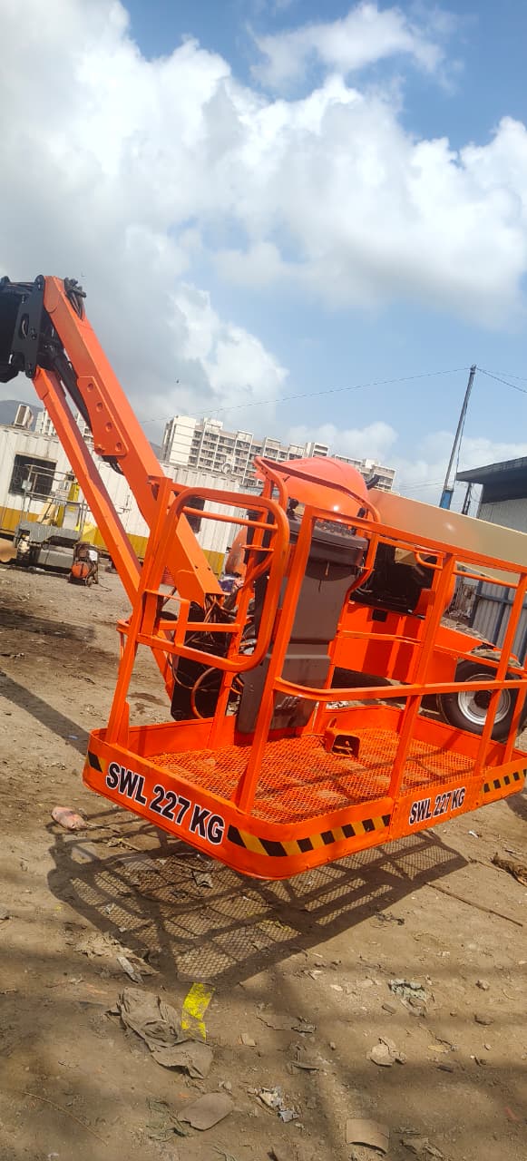 Telescopic Boom Lift - View 2